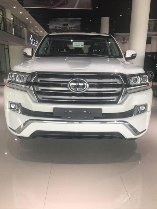 丰田酷路泽5700现车 强悍越野超值优惠