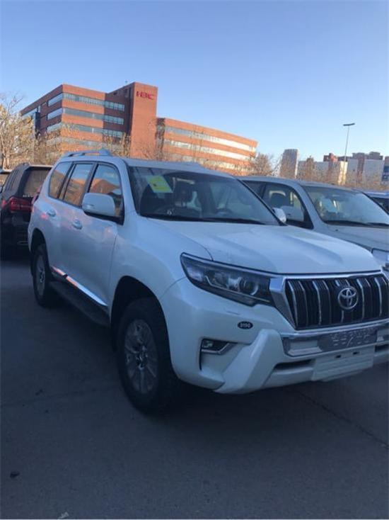 18款丰田普拉多2700中东版对比老款