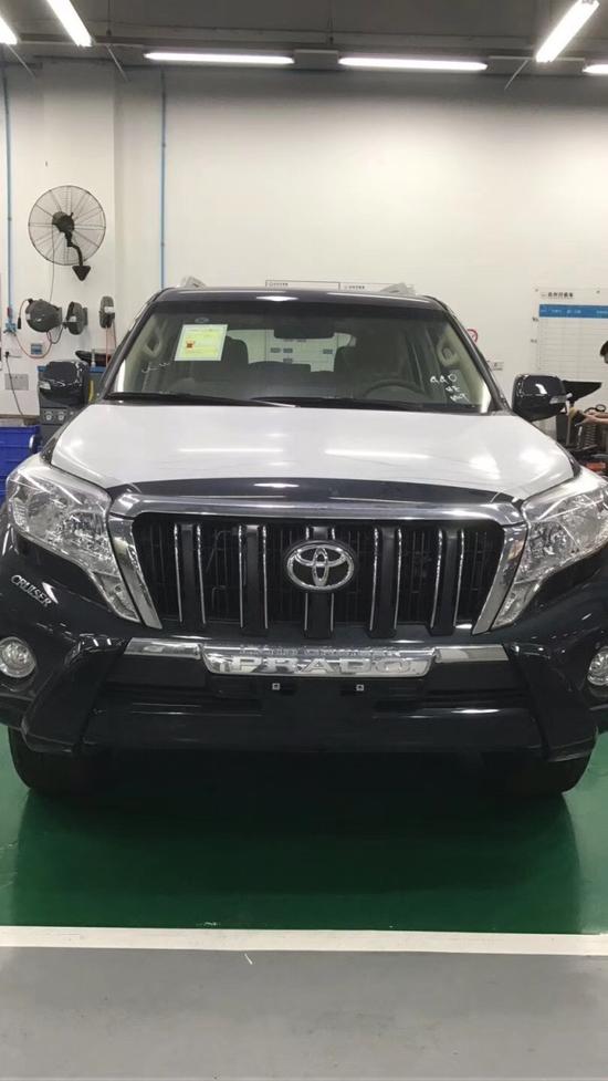 17款丰田霸道4000 天窗版现车钜惠爆底