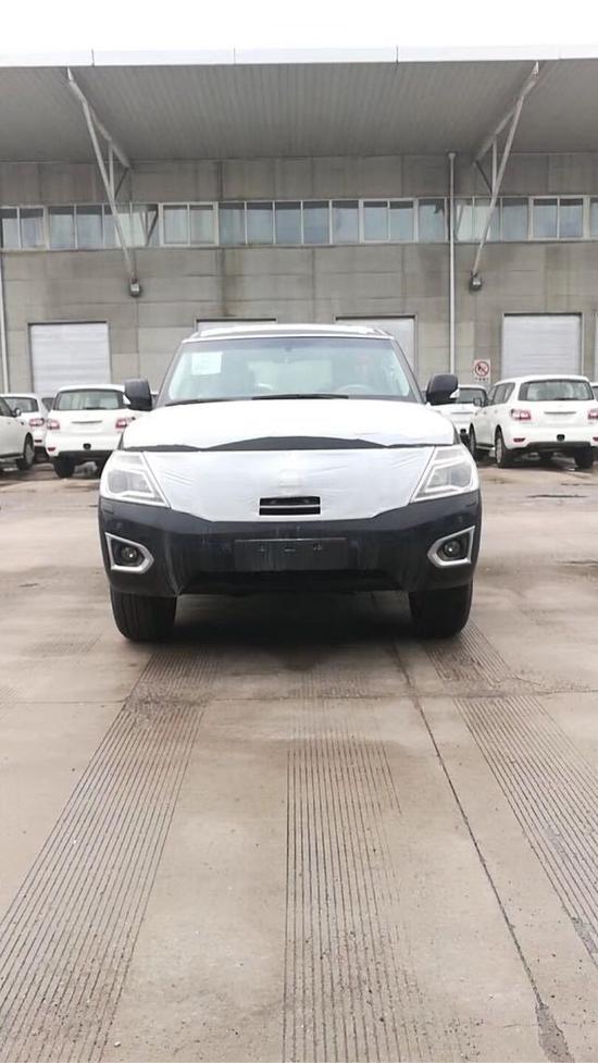 17款日产途乐5.6LE强劲SUV火热促销钜惠