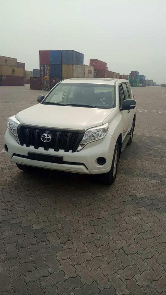 17款丰田霸道2700报价 普拉多越野豪车