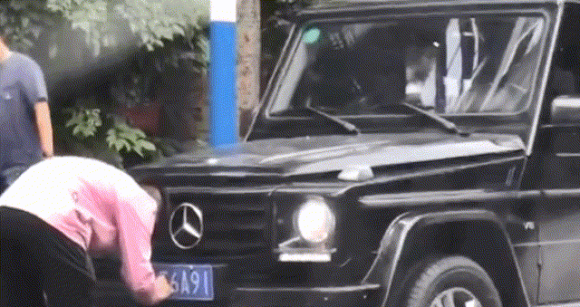 1586914111430211.gif