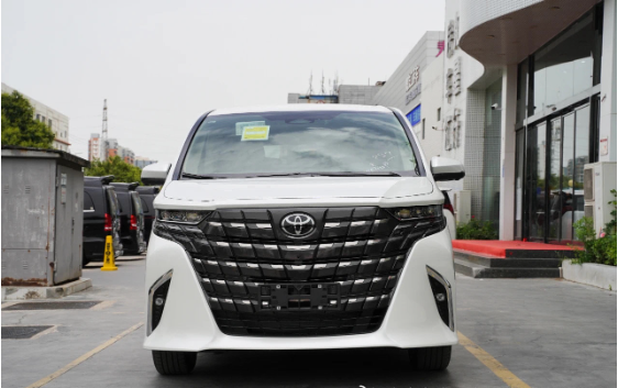 豪门的入场券丰田埃尔法现车优惠随时提