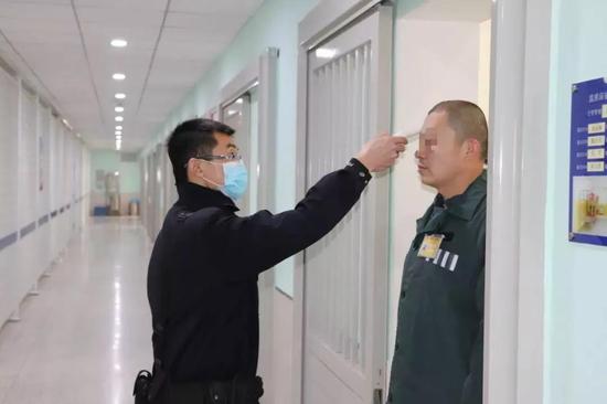 天津监狱共产党员的特权就是冲锋在前