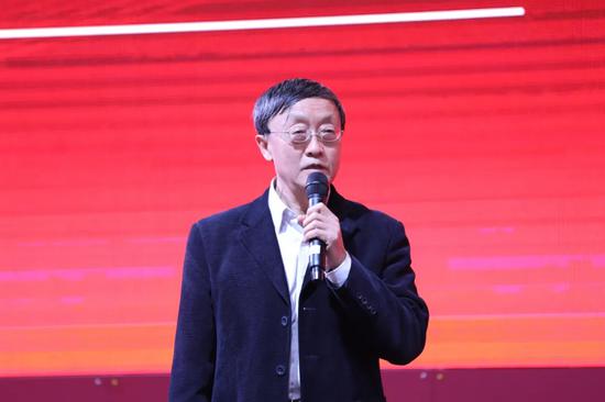 张立群 著名学者 国务院发展研究中心研究员