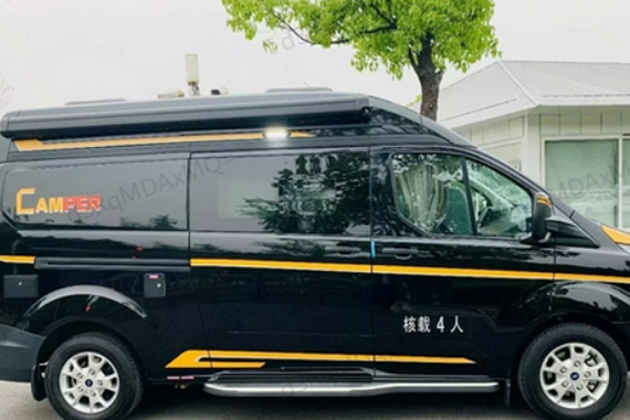 宇通B520福特房车横置大床轻便好开