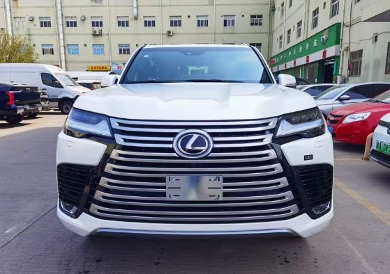 23款雷克萨斯LX600中东版高级豪华降价