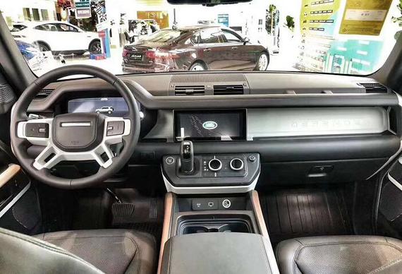 自家车2020款路虎卫士天津交车预定从速