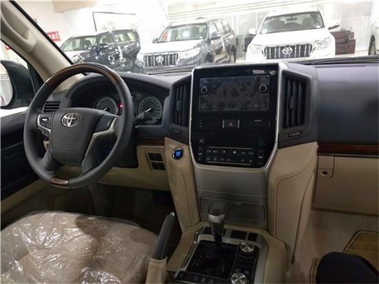 丰田酷路泽4600险途英雄安全到家