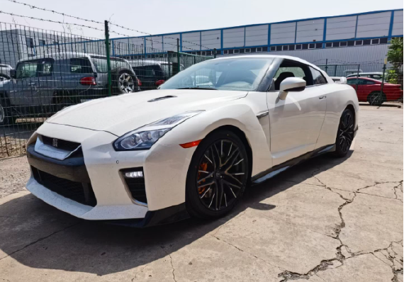 2023款日产尼桑GTR战神现车最新优惠价