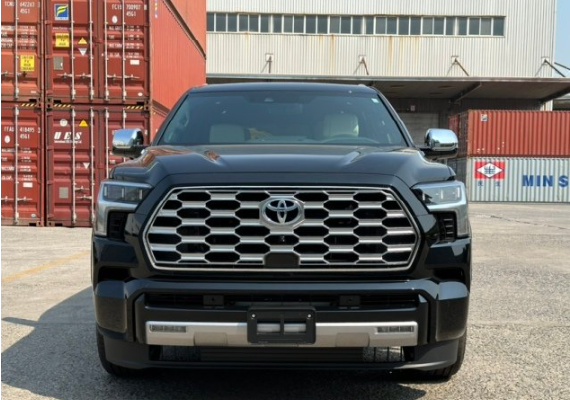 23款丰田红杉北美舒适版天津港现车低价