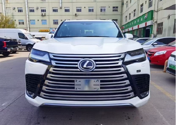 23款雷克萨斯LX600豪华运动150万报价