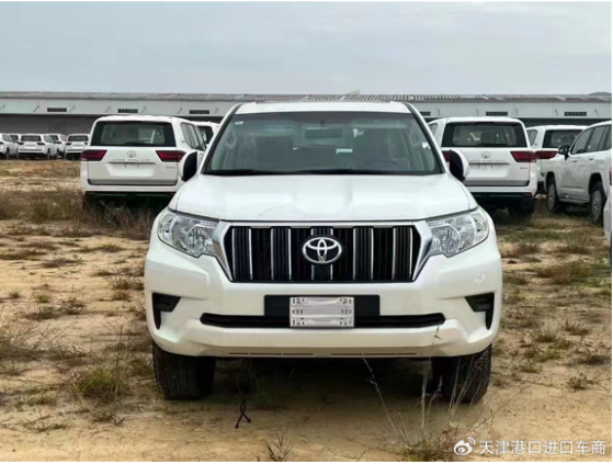 23款中东版霸道4000TXL 现车特价优惠