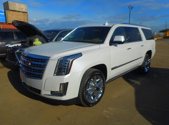 凯迪拉克凯雷德铂金版 陆地称王称霸