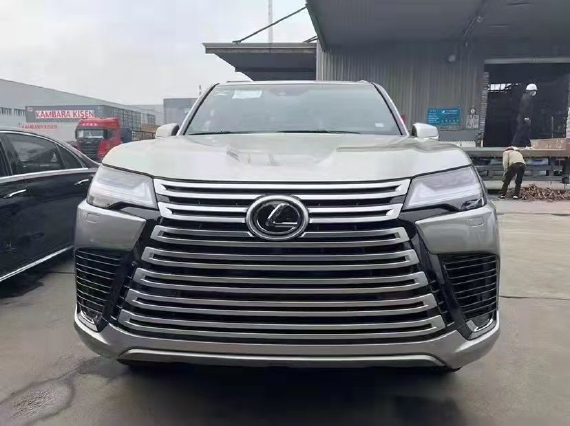 2022款雷克萨斯LX600现车22轮随时提走