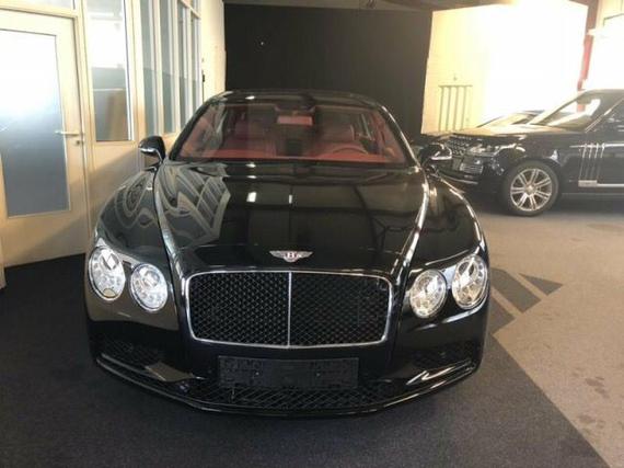 18款宾利飞驰V8S天津港五一特价来袭