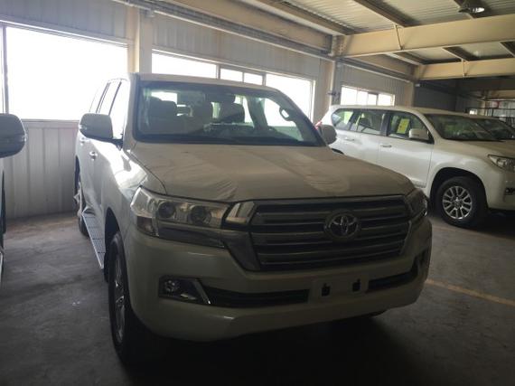 18款中东版酷路泽4000 全系标配蠕行模式