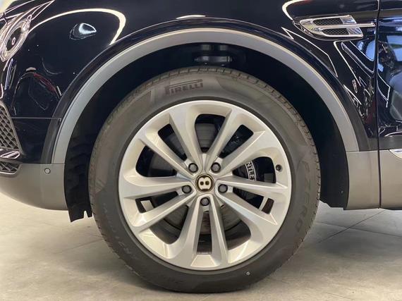 21款宾利添越彰显纯正宾利特色超豪华SU