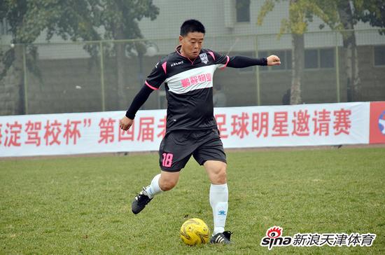 天津足球老射手王俊宝刀不老 孙建军老甲A终开