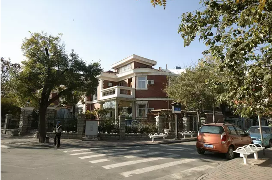 五大道年内将在区域内道路全部实现单侧停车