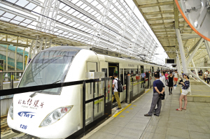 暌违318天 轻轨“老朋友”回来了