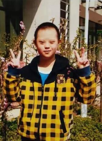 不会说话唐氏综合征男孩21日在河北区走失