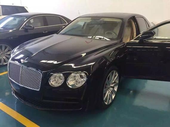 宾利飞驰4.0TTV8发动机真正的现车难求