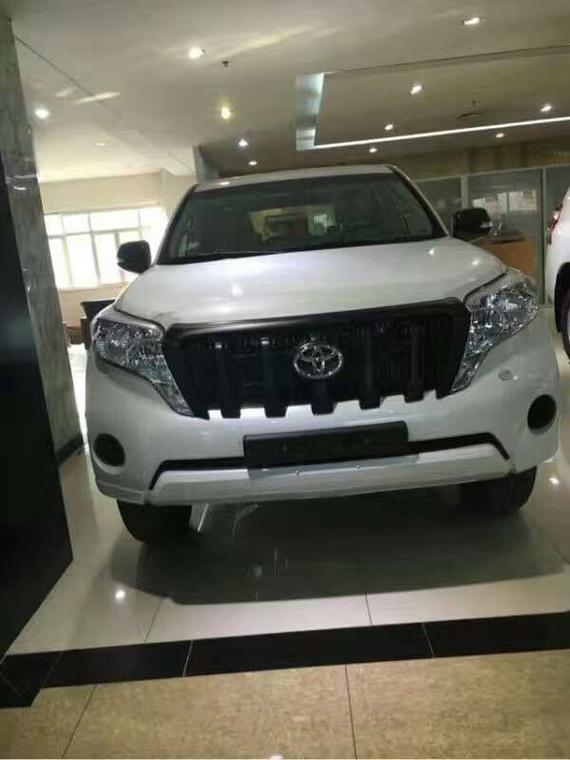 2017款丰田霸道2700天才普拉多大气时尚