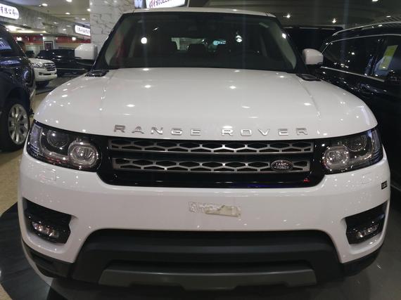 17款路虎揽胜运动版 高档软质材料打造