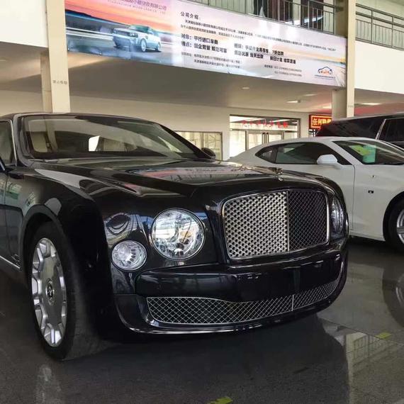 2017款宾利慕尚防弹车 威严稳重不失奢华