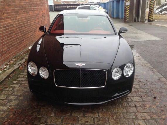 2017款宾利飞驰V8 进口4.0T轿跑可分期