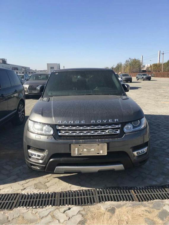 17款路虎揽胜运动炫酷和霸气天津促销