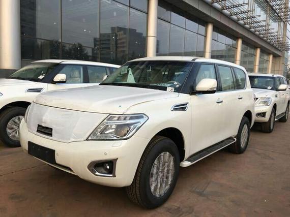 日产尼桑途乐4.0XE 超值优惠港口价格低