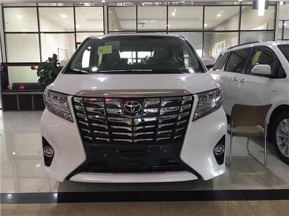 丰田埃尔法中规版 津港现车驾乘体验