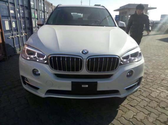 2017款宝马X5 一辆猛犸象级硬汉毫不夸张