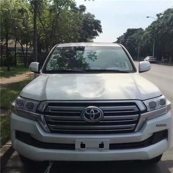 丰田酷路泽4600全时四驱豪华低价尽享