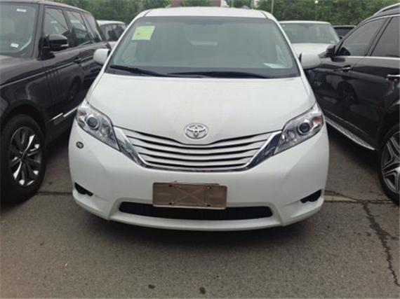 2017款丰田塞纳促销 人气商务疯狂抢购