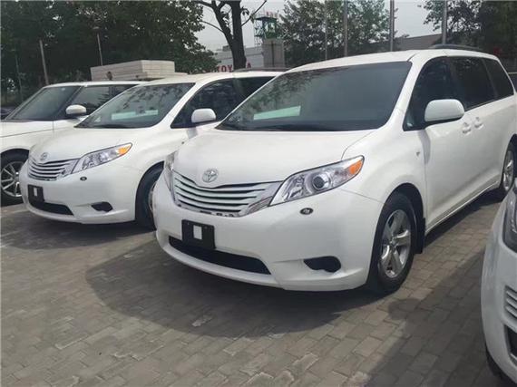 2017款丰田塞纳7+1座椅现车仅需38万元