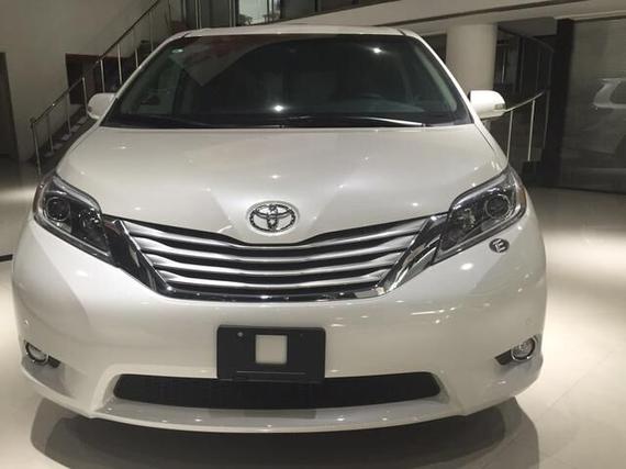 2017款丰田塞纳做工一流强悍四驱王