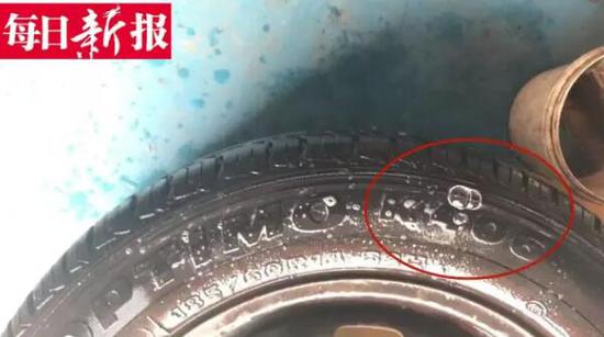 天津这地方停车要留神 仅一个月就有近百车胎