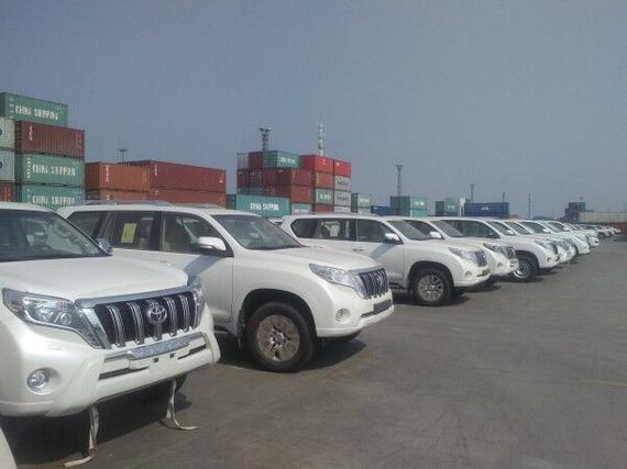 丰田霸道2700炫酷热惠 挑战速度与激情