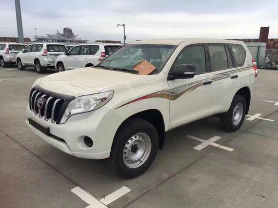 中东丰田霸道2700 现车优惠直降万元