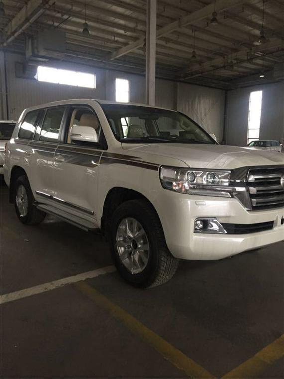 丰田酷路泽4000超低价格享受越野猛降