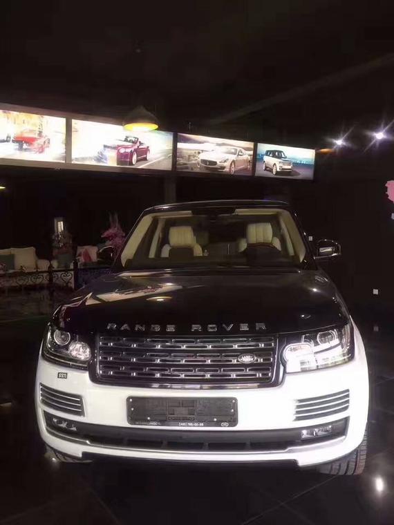 17路虎揽胜行政顶配创世报价可订加长版