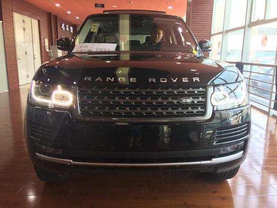 17款汽油路虎揽胜行政版配置优惠5万元