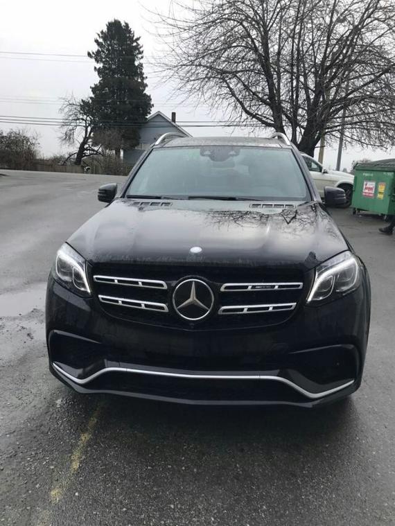 奔驰GLS63折后再减  可办理分期