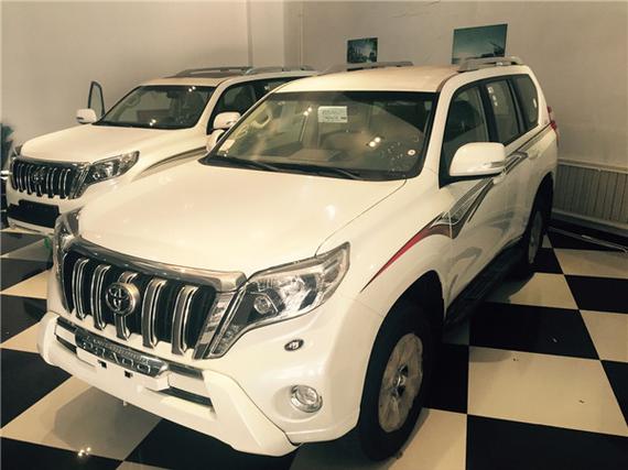 丰田霸道2700颜色齐全可预订 性能强大