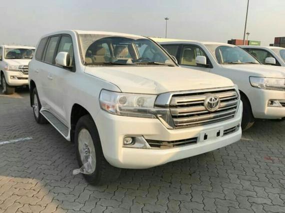 丰田霸道2700霸气感十足 越野极速降价