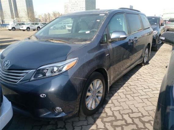 17款丰田塞纳商务MVP 豪华空间乐享舒适