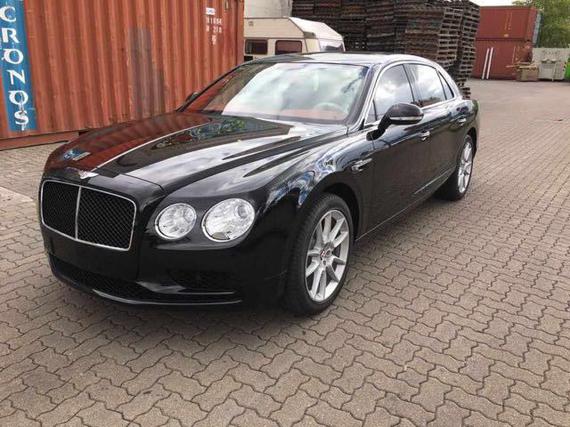 17款宾利黑车红内